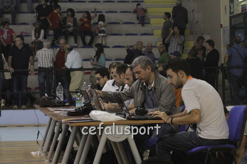 121014 basket 019_tn.jpg